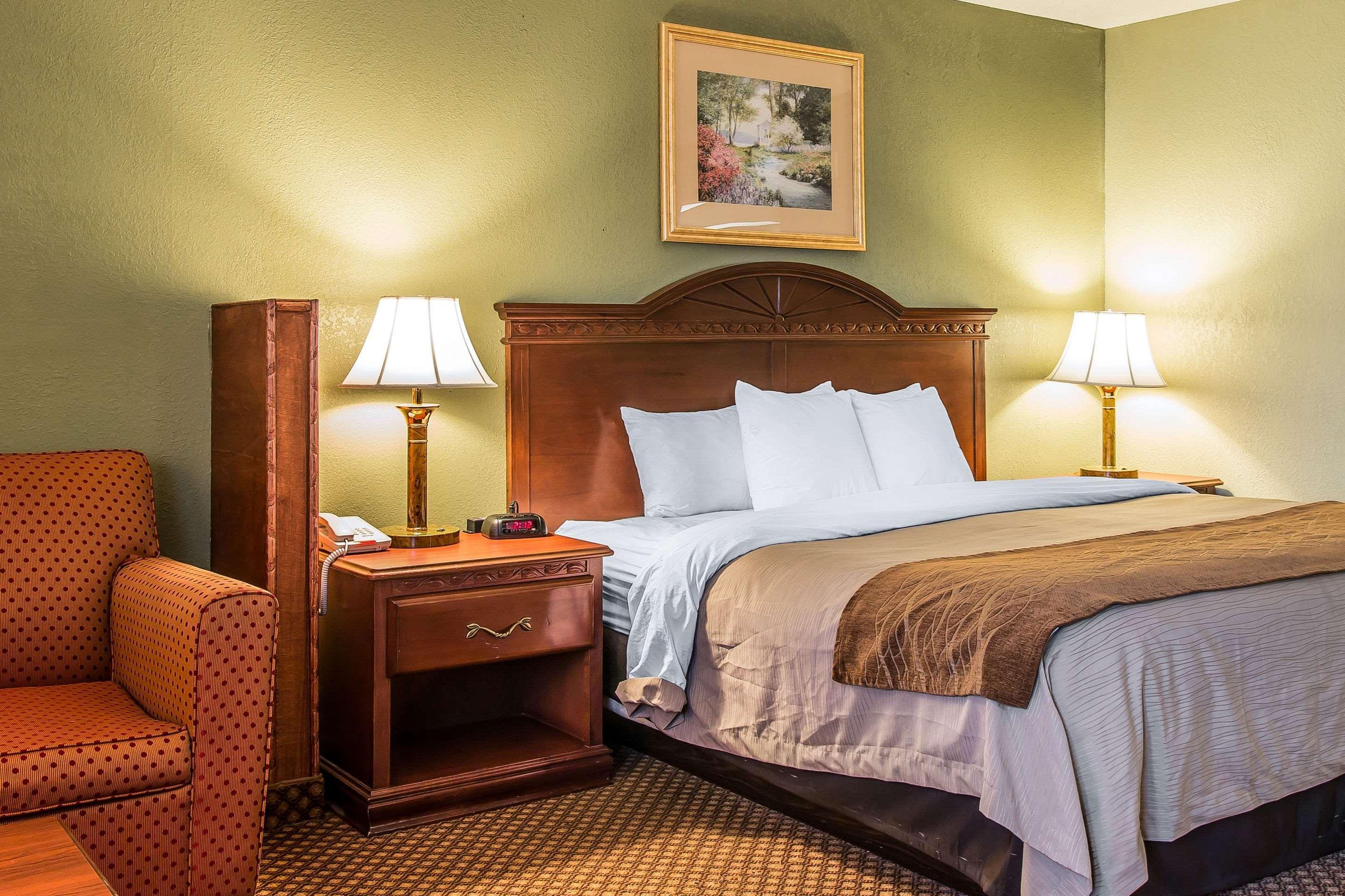 Quality Inn & Suites Ann Arbor Hwy 23 Eksteriør billede